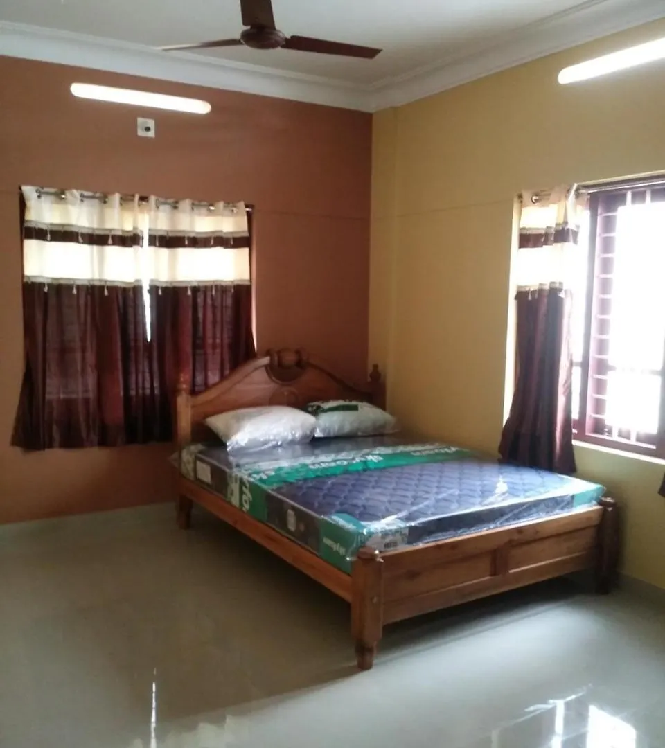 Villa Sowparnika N.V Nagar Peroorkada Thiruvananthapuram 0*,
